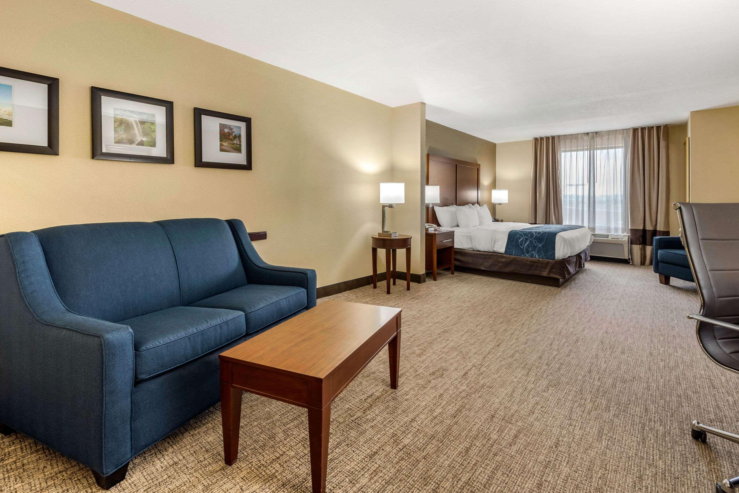 Comfort Suites Dayton-Wright Patterson Zewnętrze zdjęcie