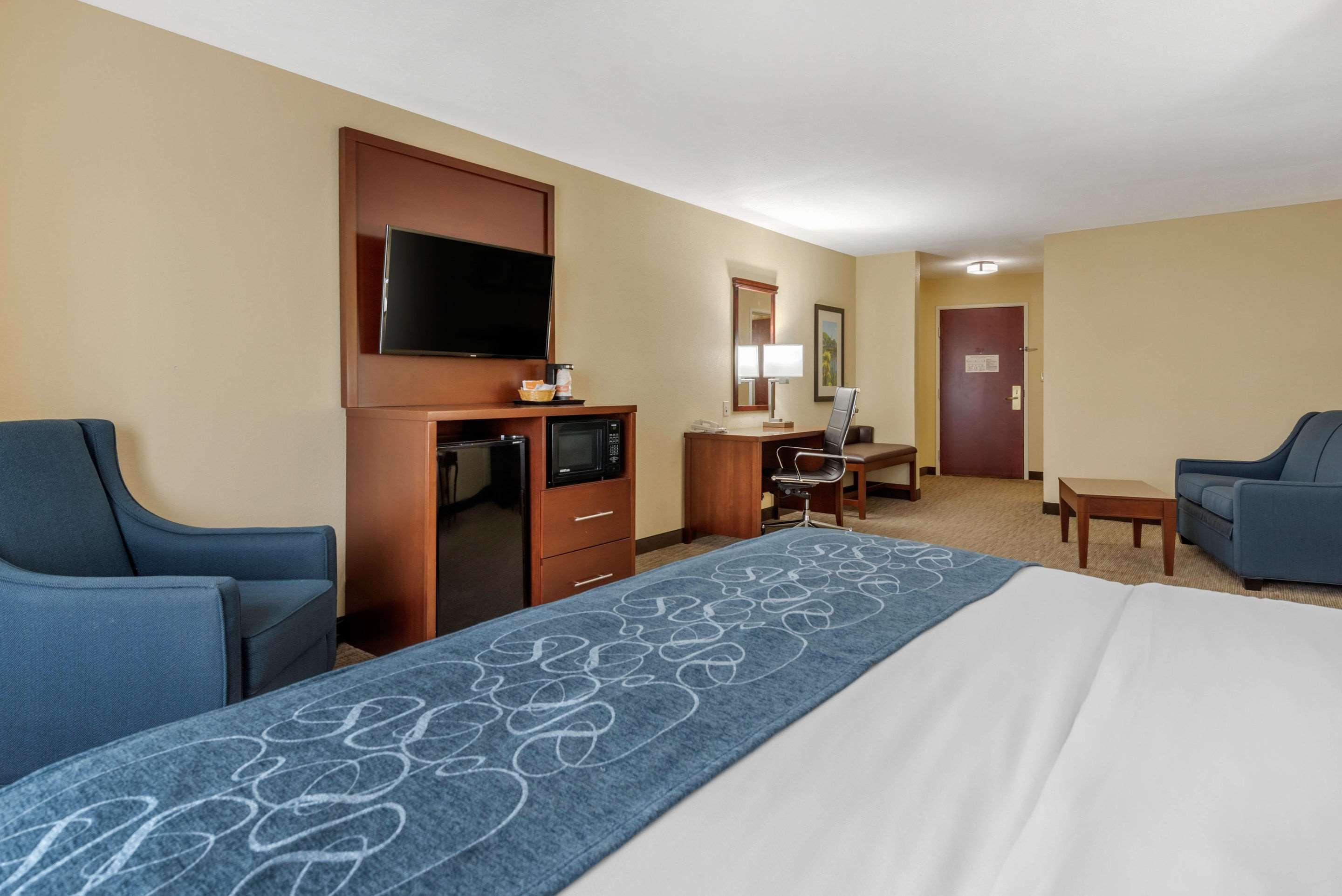 Comfort Suites Dayton-Wright Patterson Zewnętrze zdjęcie