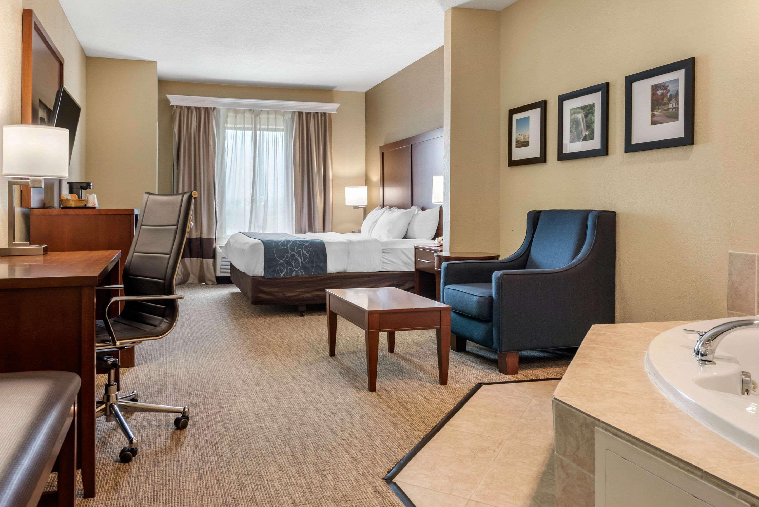 Comfort Suites Dayton-Wright Patterson Zewnętrze zdjęcie