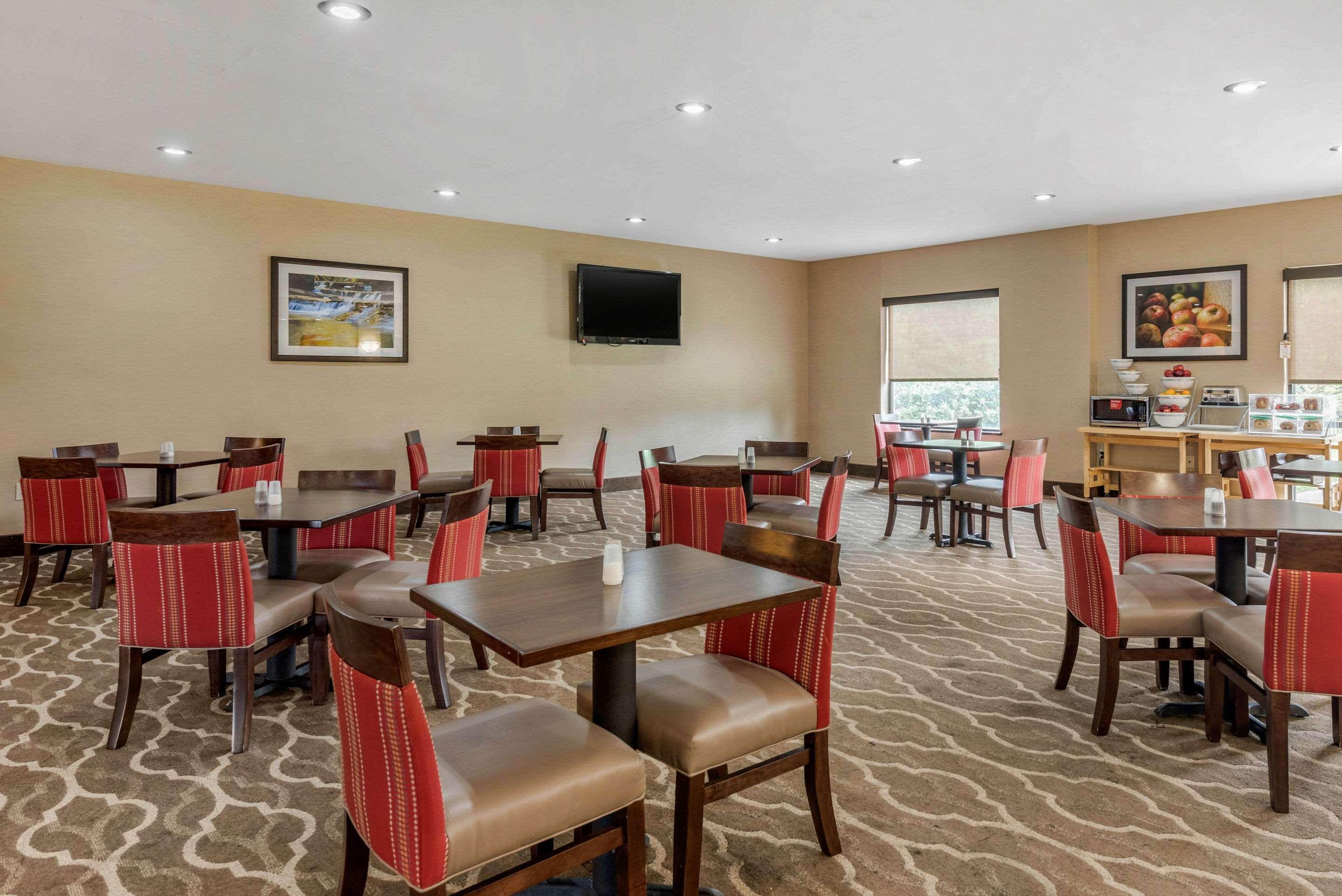 Comfort Suites Dayton-Wright Patterson Zewnętrze zdjęcie